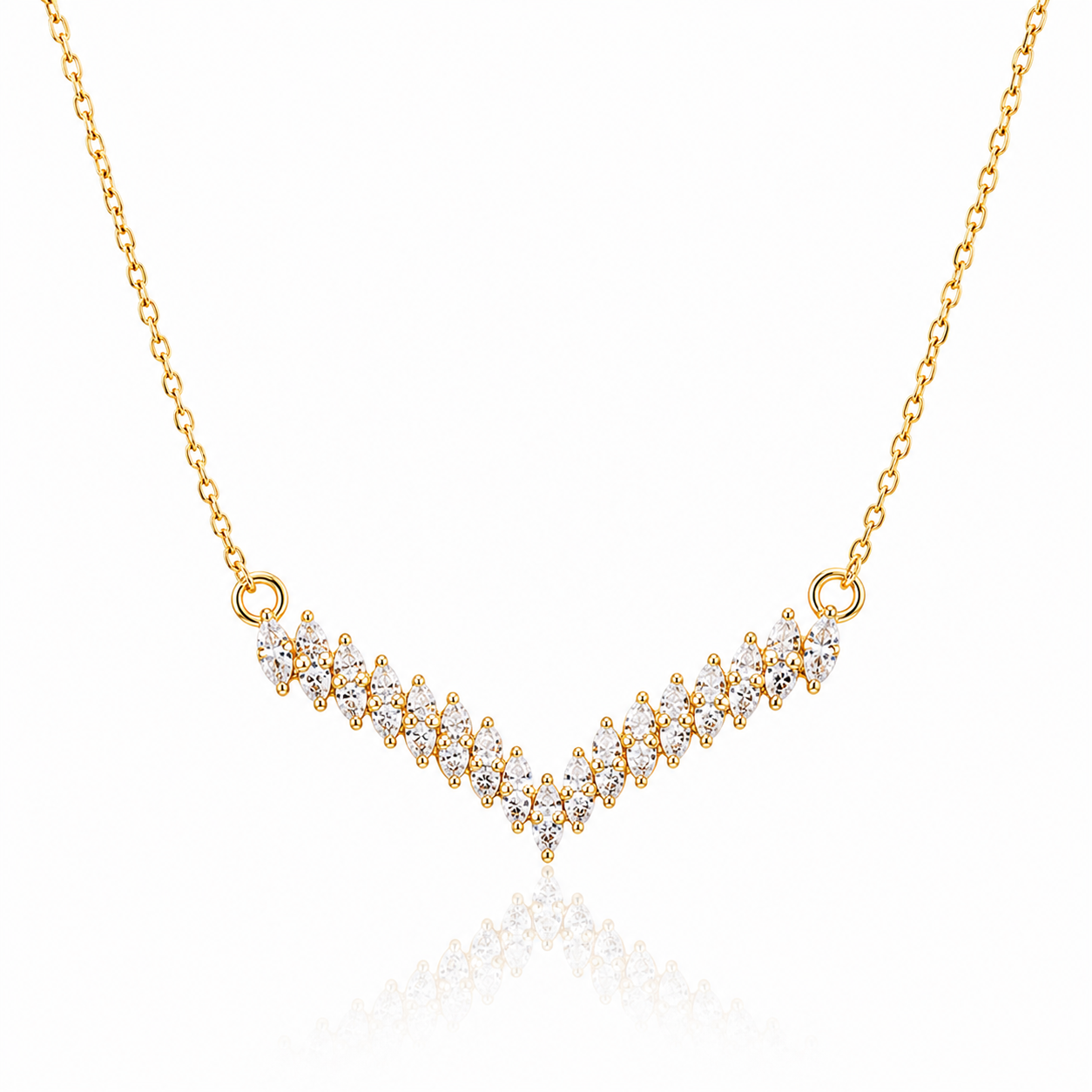 Collar Chevron de Circonitas Doradas