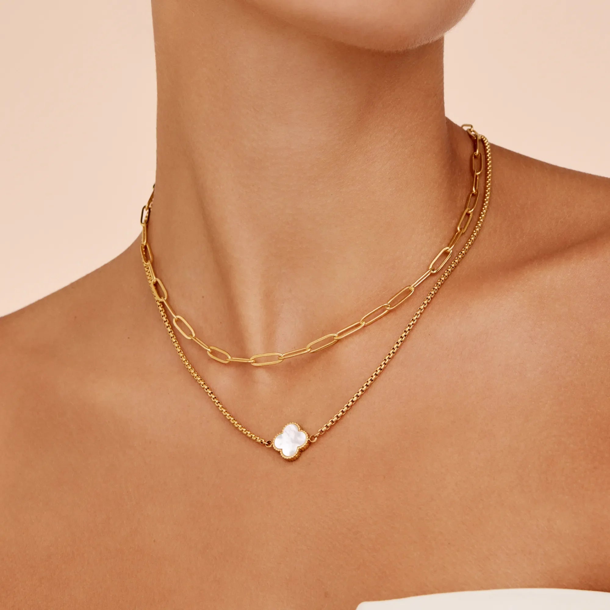 Collar de trébol de perlas
