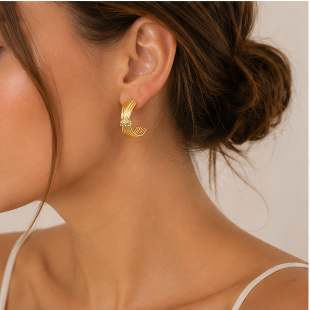 Aretes Aro Multi-línea con Circonitas