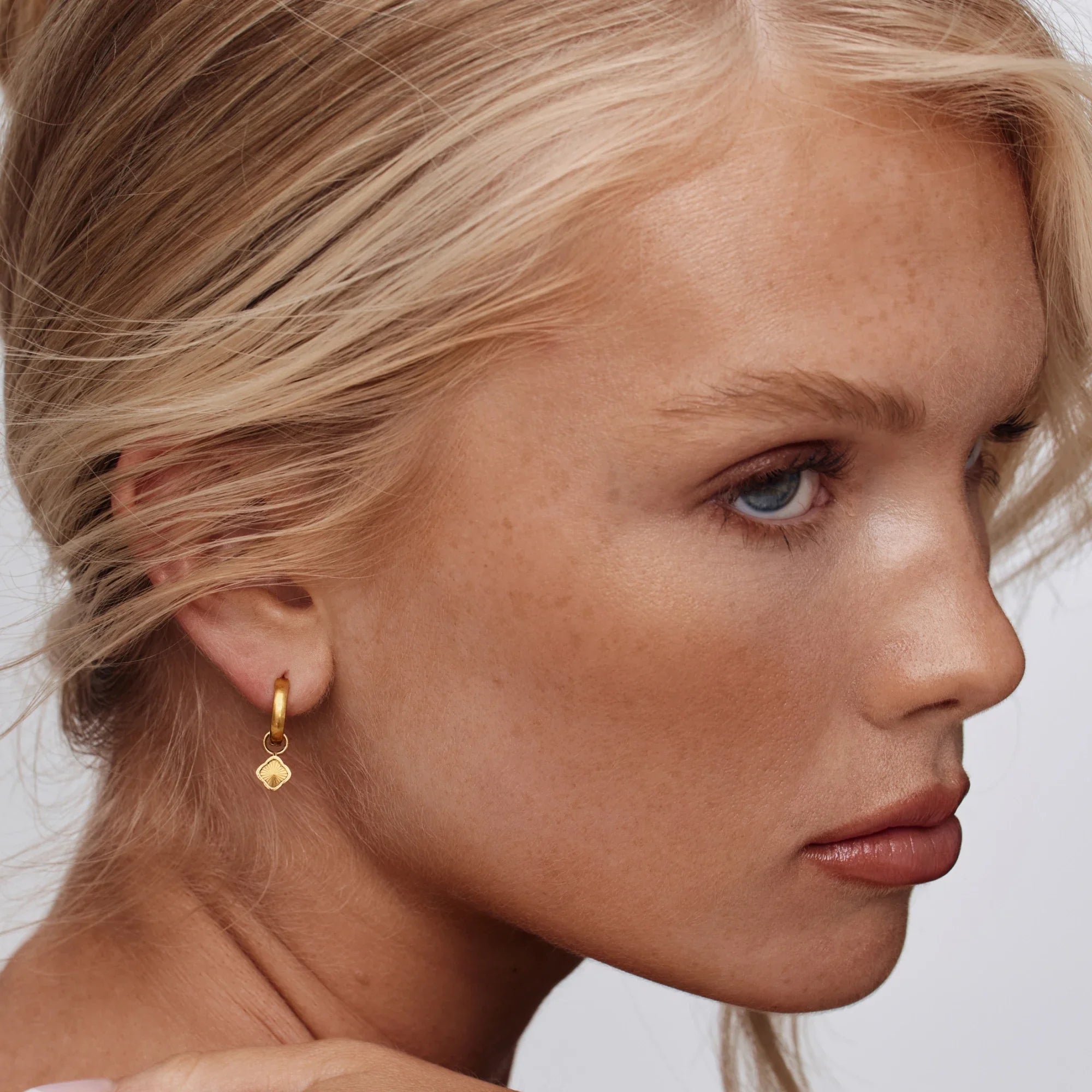 Mini Clover Earrings
