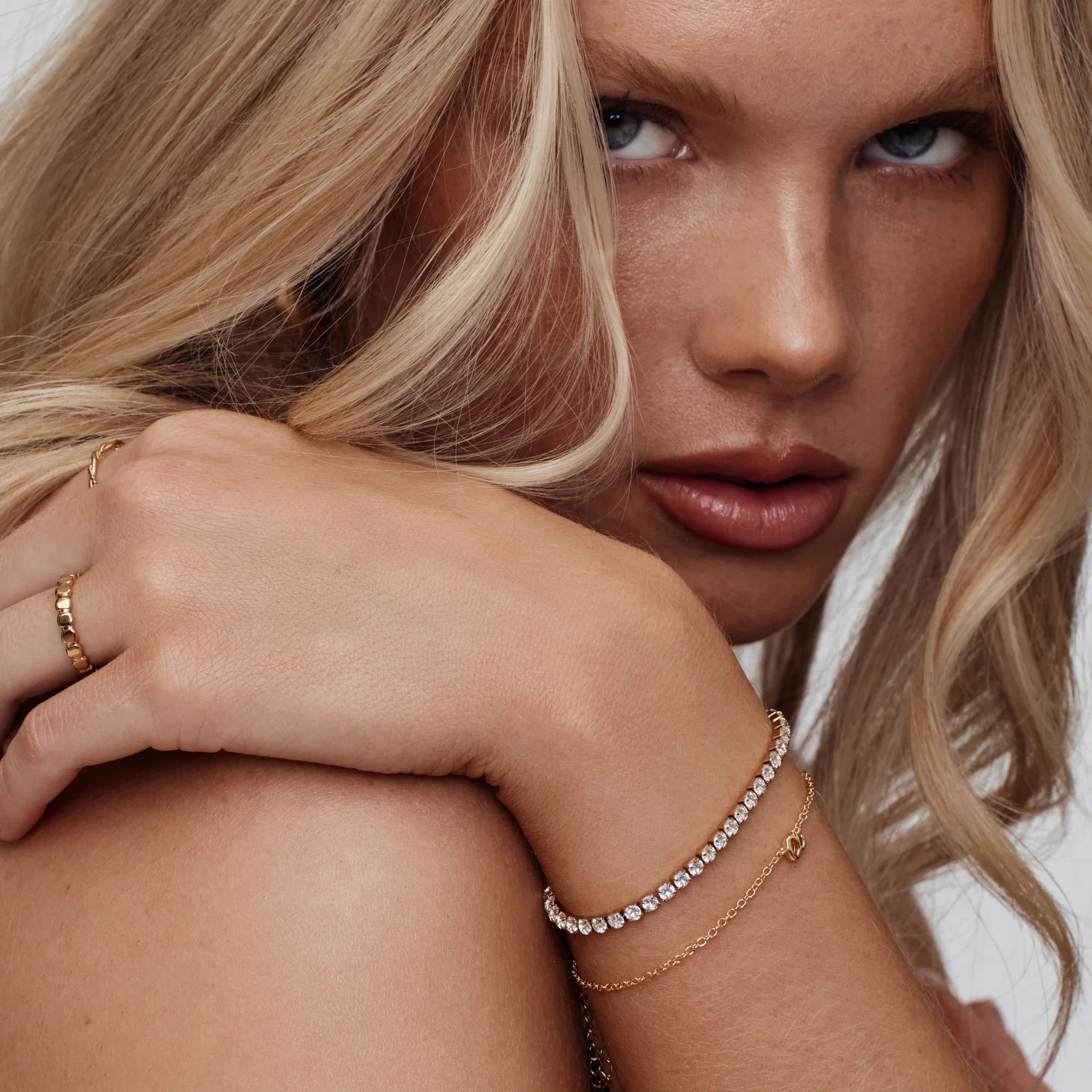 Dainty Cursive Initial Bracelet
