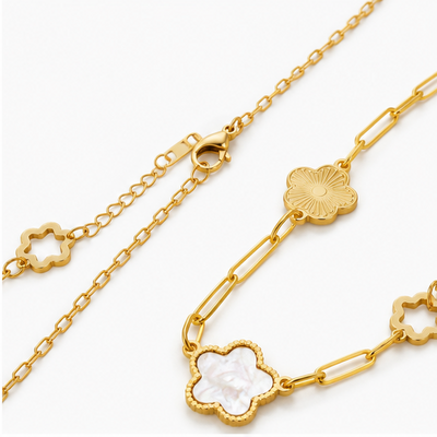 Collar Cadena Alargada con Flores Doradas y Nácar