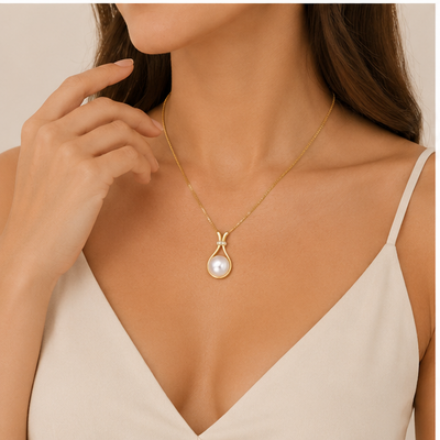 Collar Perla Clásica con Detalle de Circonitas