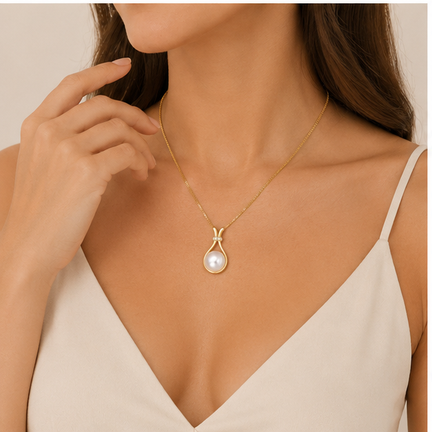 Collar Perla Clásica con Detalle de Circonitas