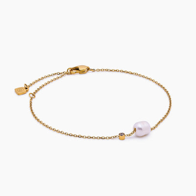 Dainty Freshwater Pearl Bracelet