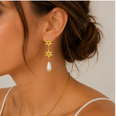 Aretes Flores Doradas con Perla Colgante